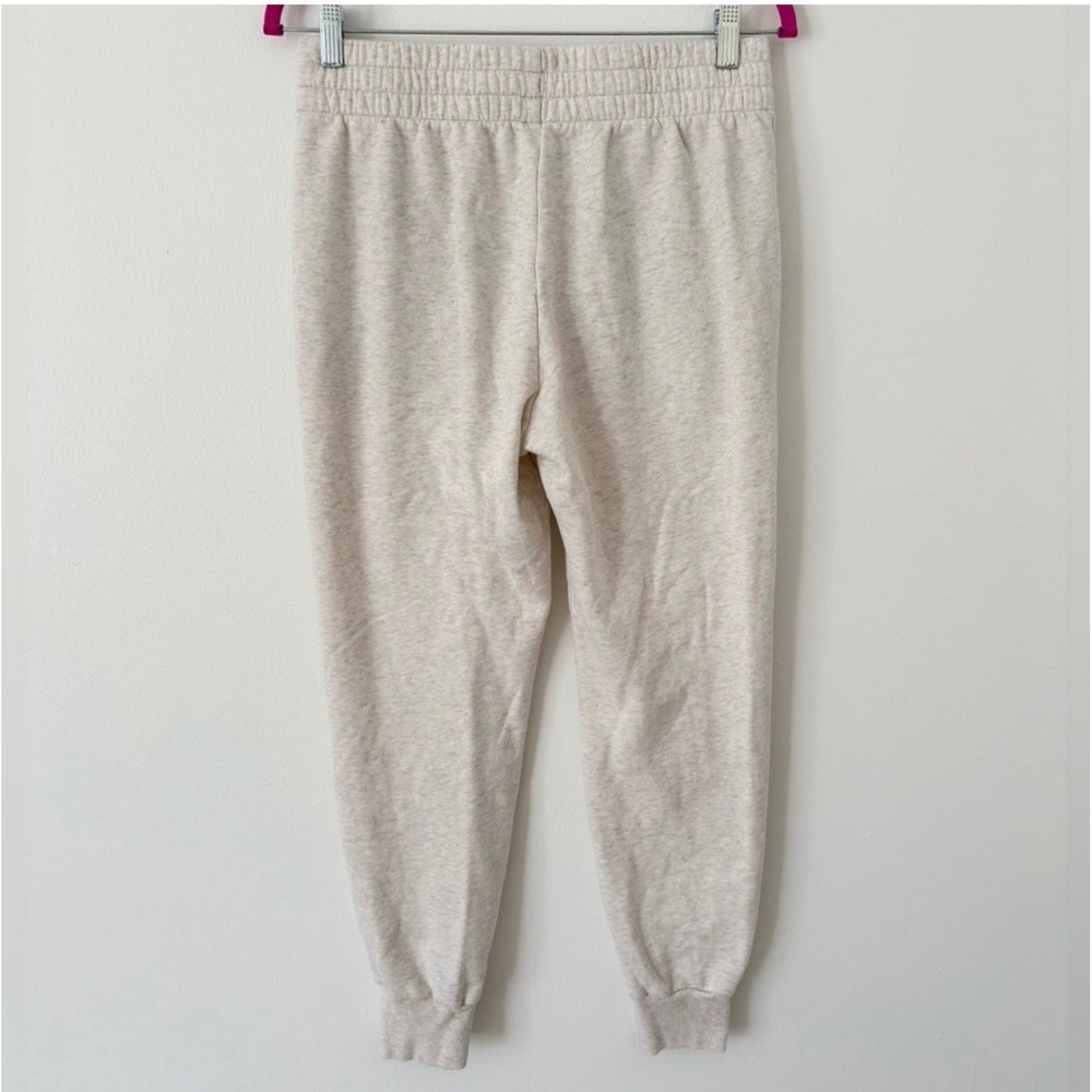 Under Armour Heathered Oat‎ Rival Fleece
Joggers Size Medium Like New - Picture 4 of 9